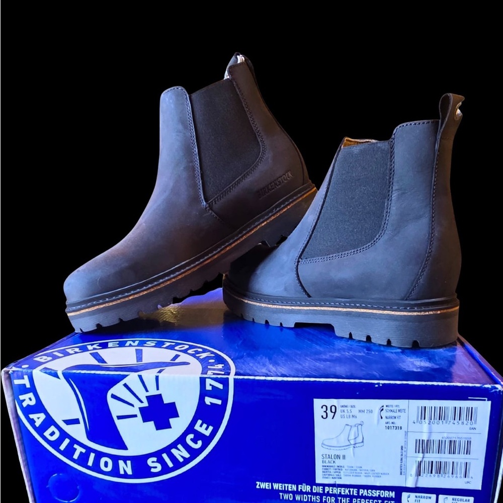 Birkenstocks Women’s nubuck leather Boots Size 39